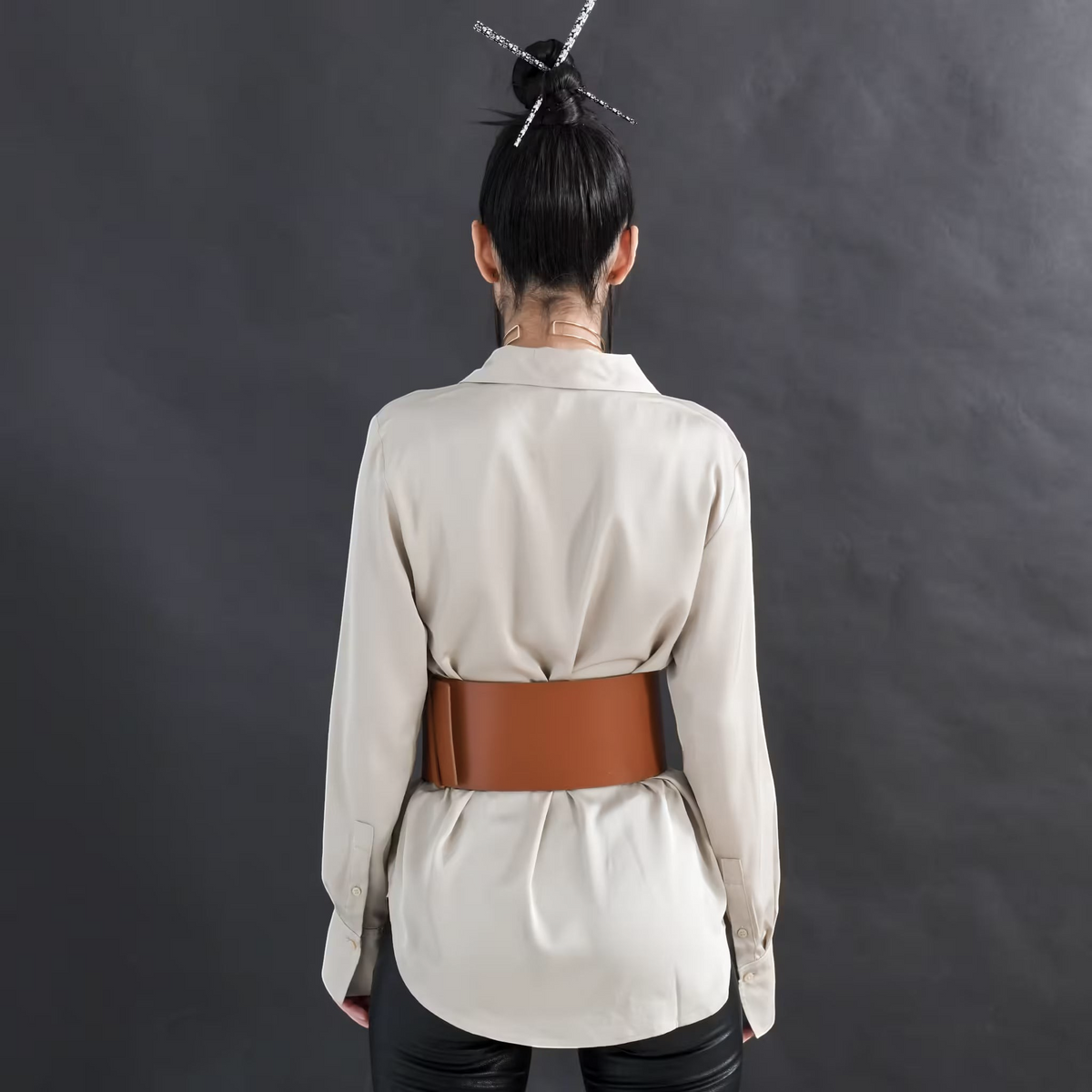 Brown leather corset belt – Oversized by Aria Margo