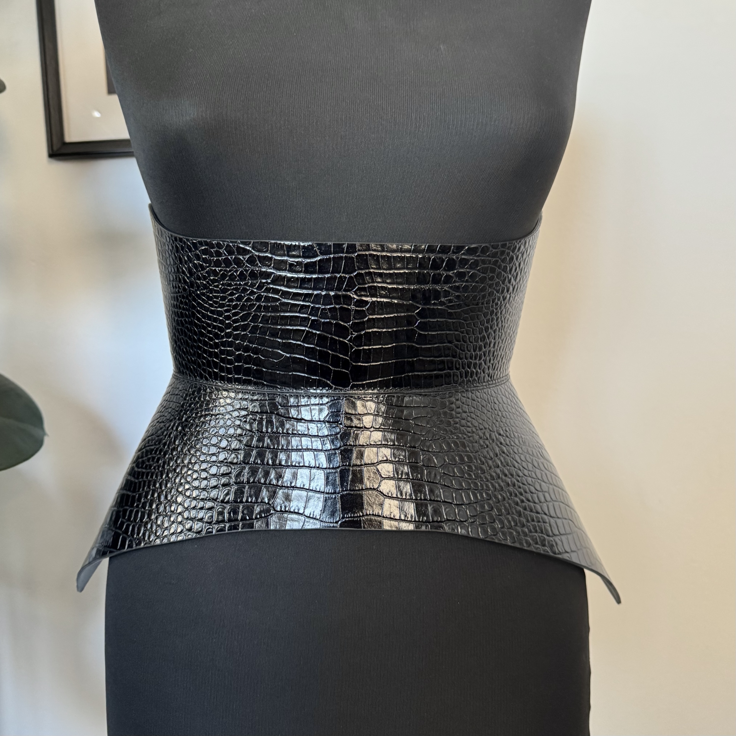 Hallo Croco Leather Corset Belt - Image 6