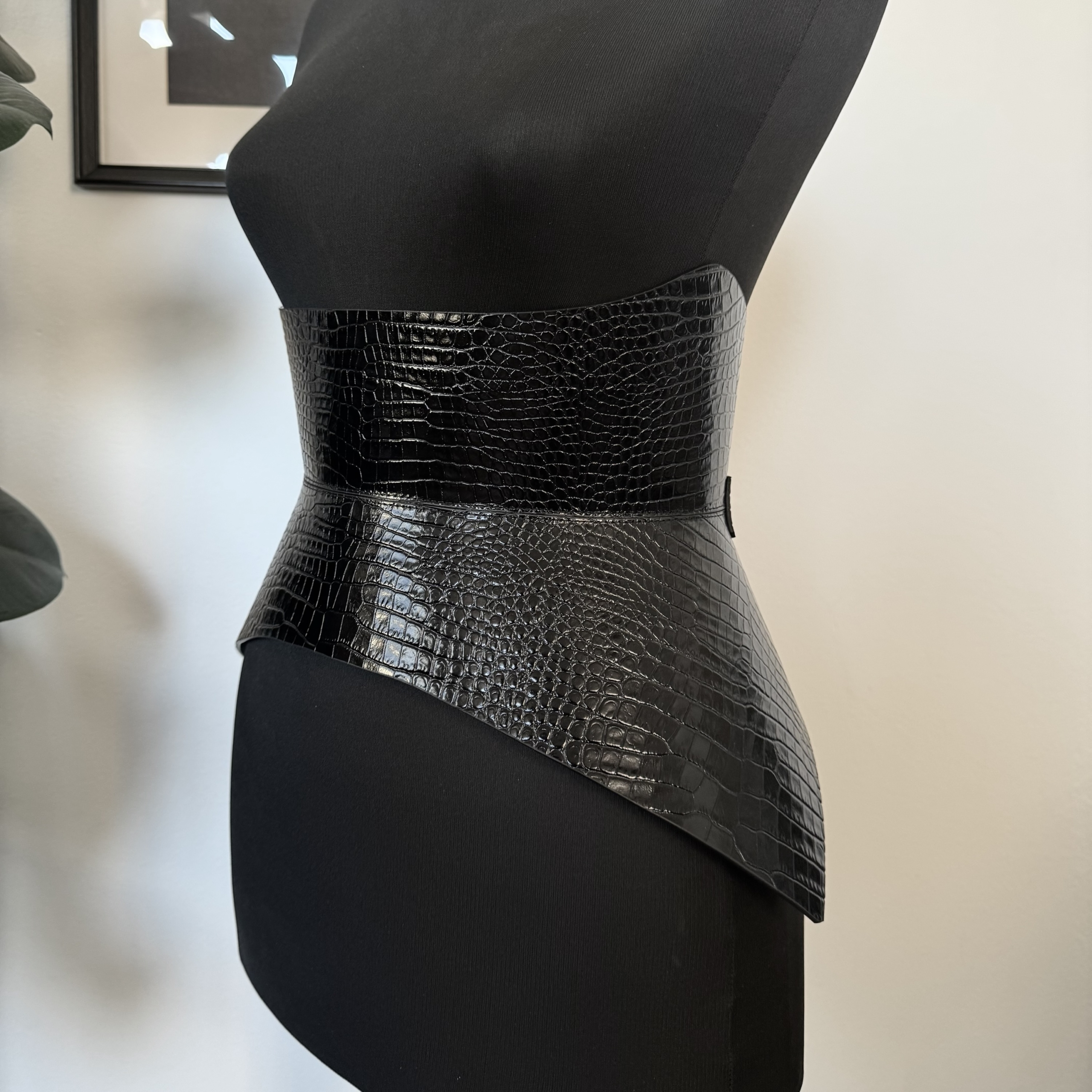 Hallo Croco Leather Corset Belt - Image 5