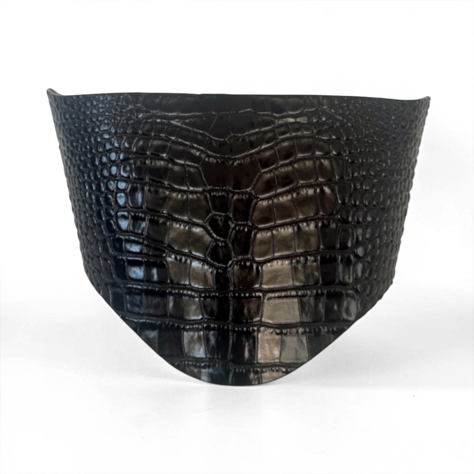 Round Under-bust Black Croco Leather Belt